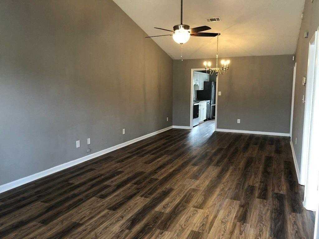 135 Brandimere Dr - Photo 2 of 18