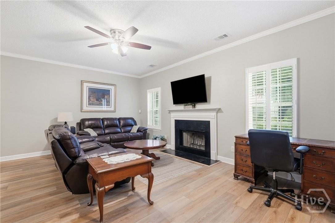 19 Chaintree Dr - Photo 5 of 30