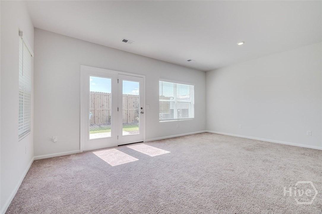 9 Towne Park Ct - Photo 7 of 40