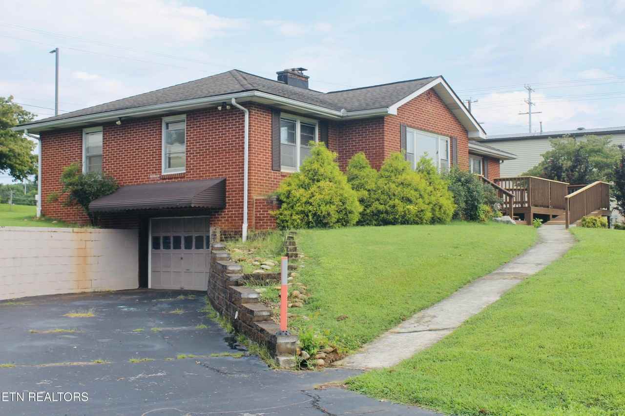 112 Mcmahan Rd - Photo 4 of 27