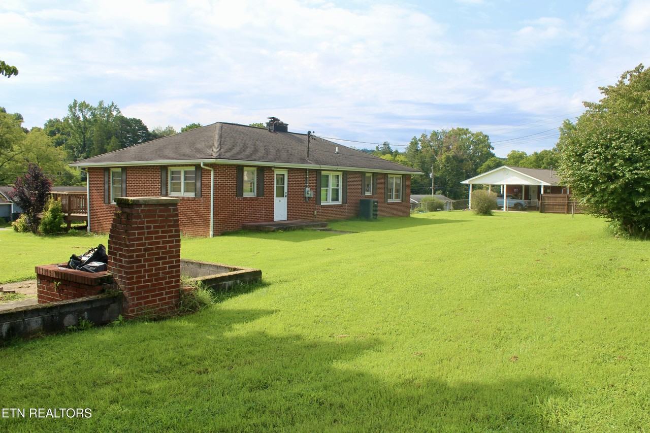 112 Mcmahan Rd - Photo 7 of 27
