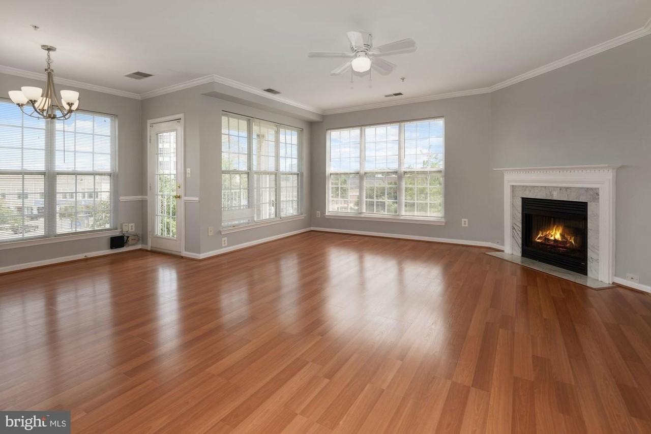 2480 Angeline Dr - Photo 2 of 31
