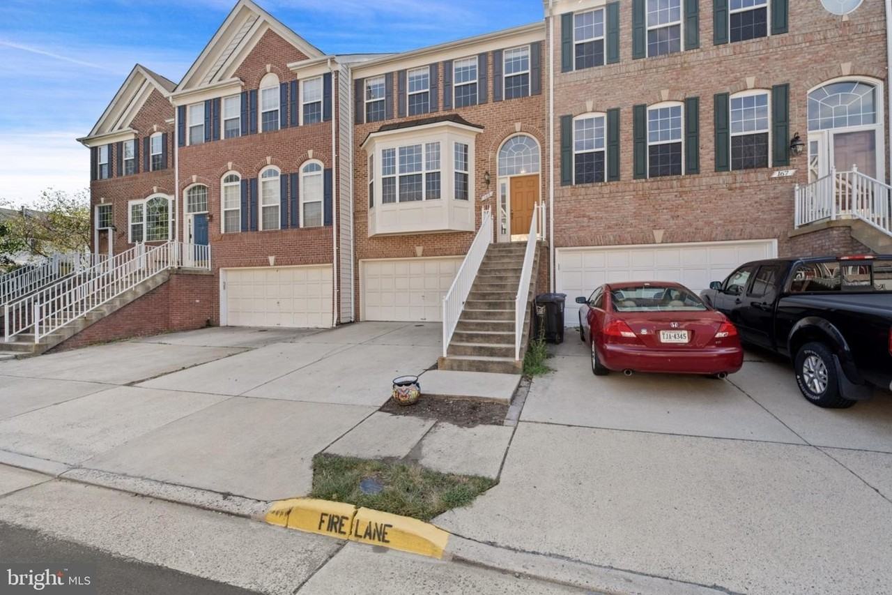 165 Spencer Ter Se - Photo 2 of 50