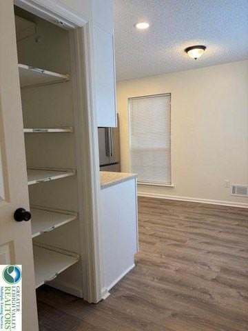 1962 Pine Ct - Photo 5 of 28