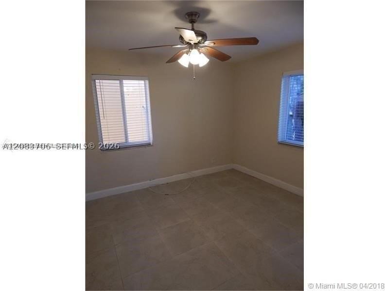 1926 Rodman St #2 - Photo 7 of 9
