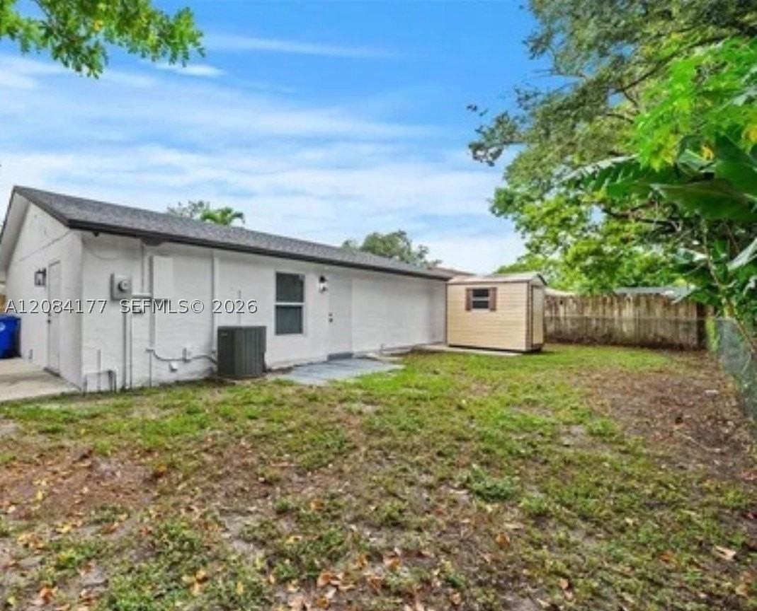 8201 Sw 7th Ct - Photo 4 of 20