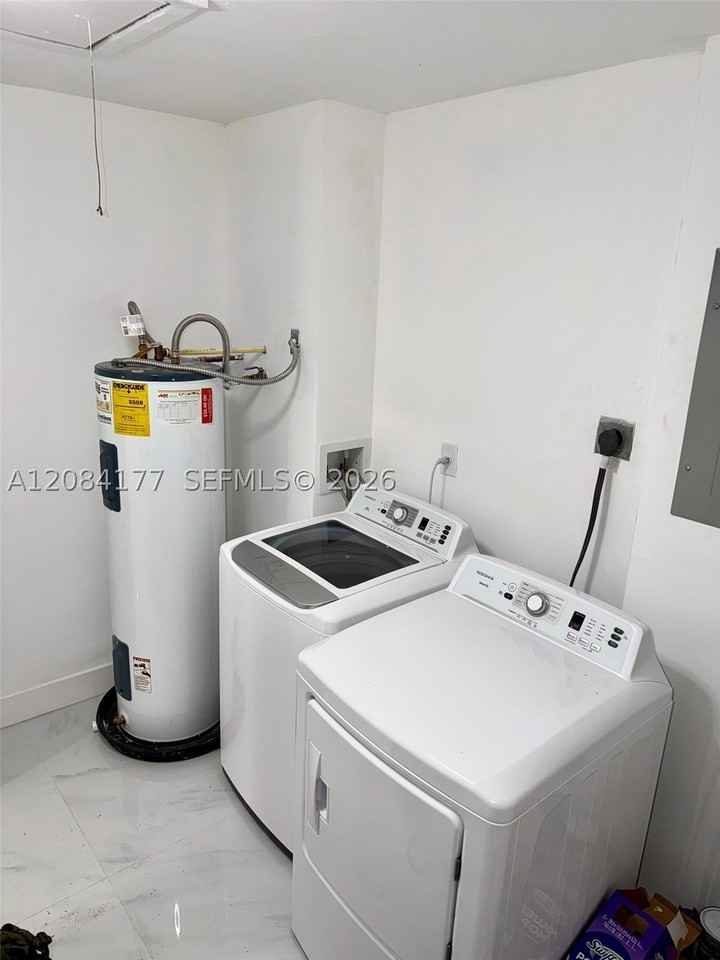8201 Sw 7th Ct - Photo 7 of 20