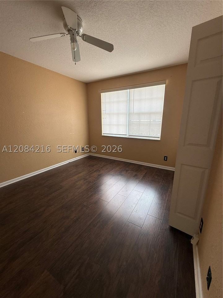 6714 Nw 39th Ln #0 - Photo 5 of 17