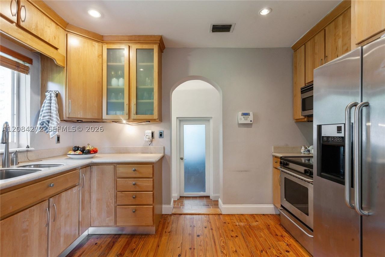 7311 Ne 8th Ave - Photo 5 of 12