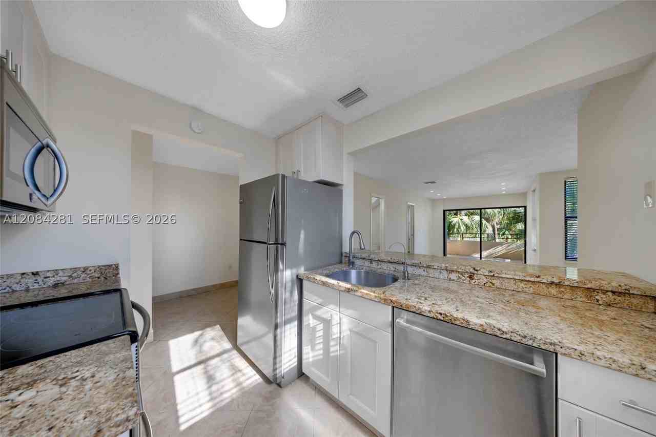 230 Canal St #202