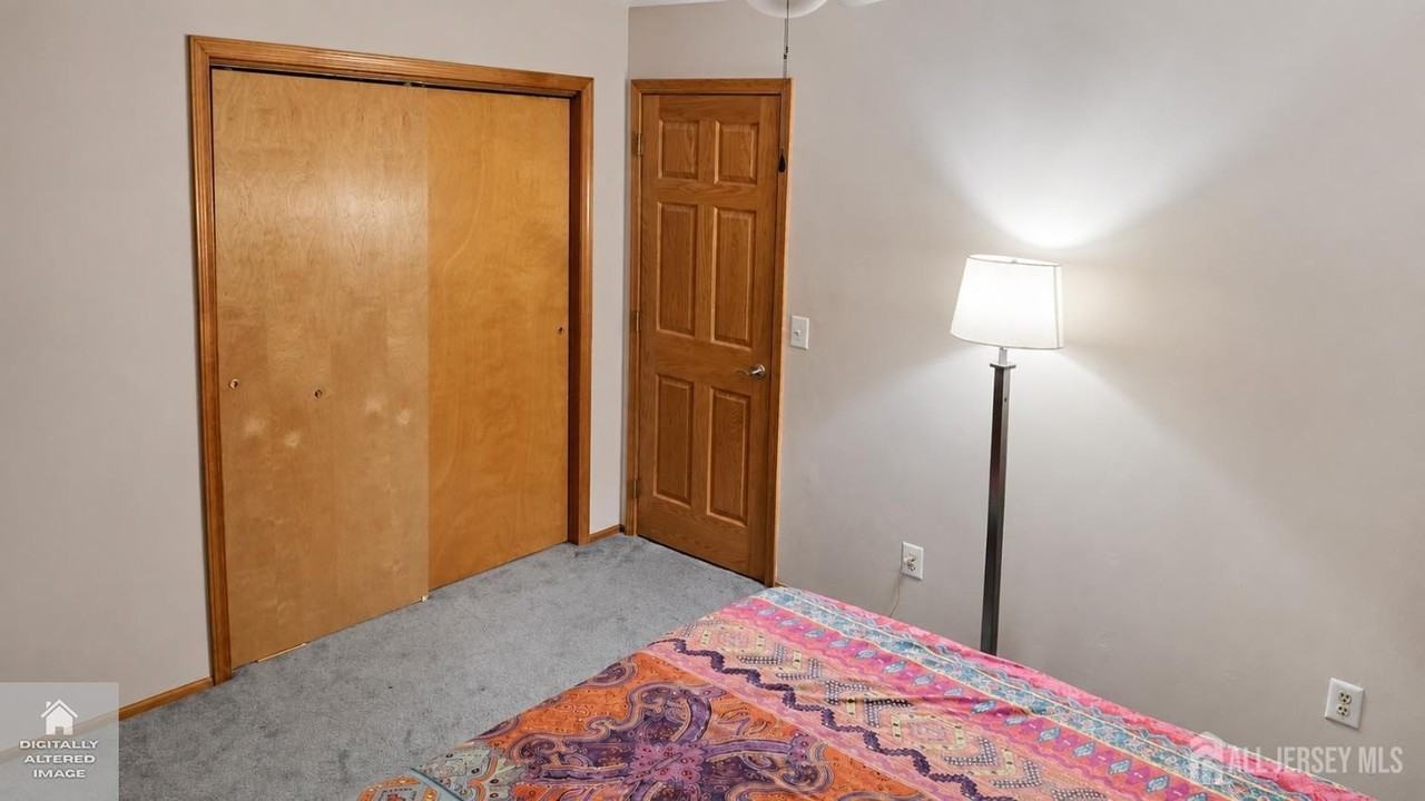 116 Smith St - Photo 7 of 13