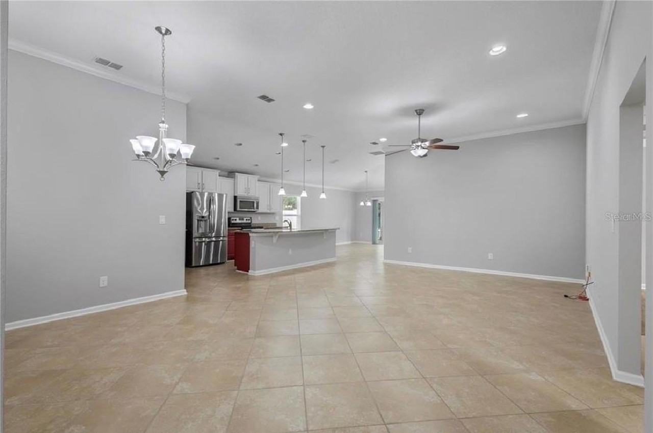39 Auberry Dr - Photo 4 of 50