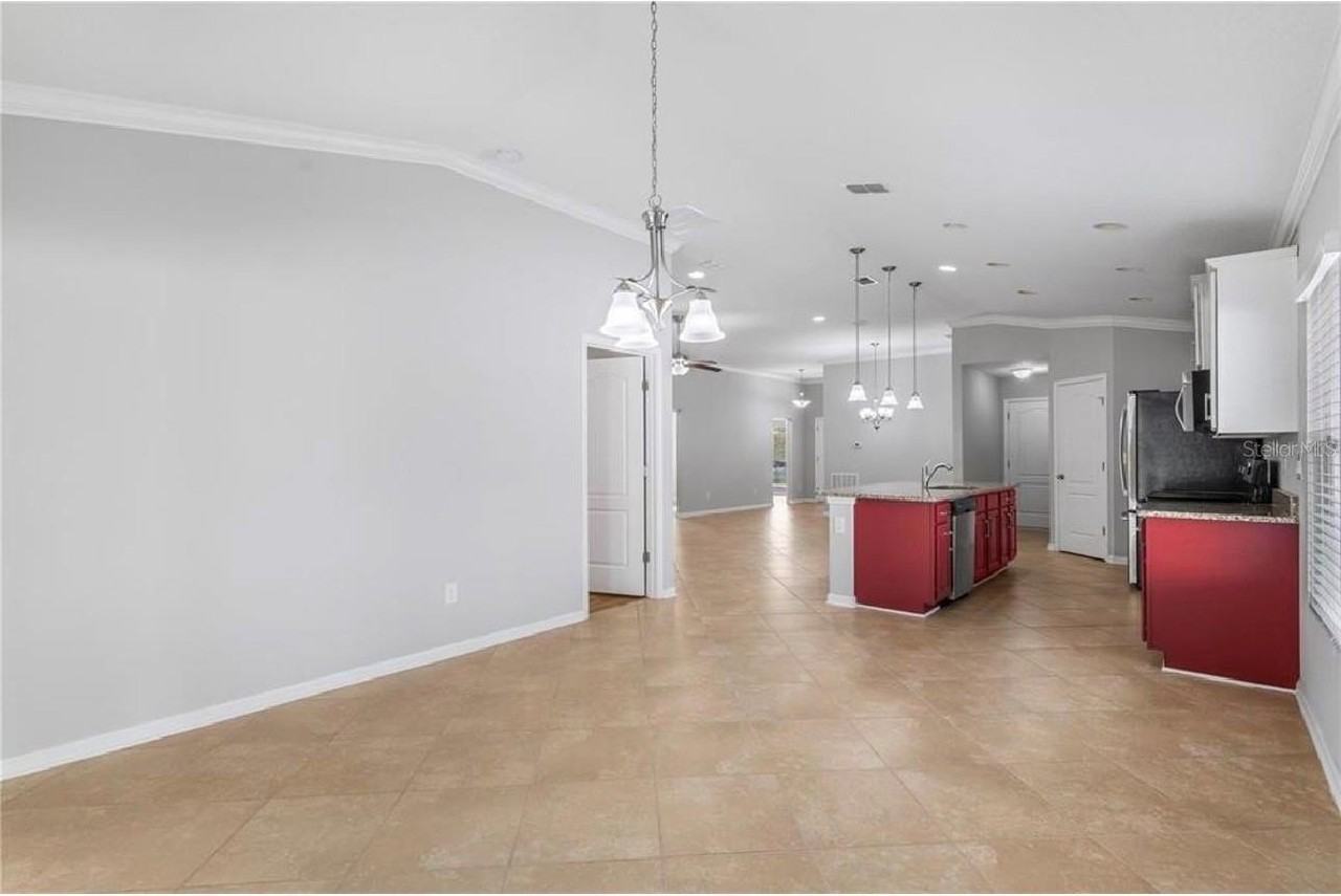 39 Auberry Dr - Photo 6 of 50