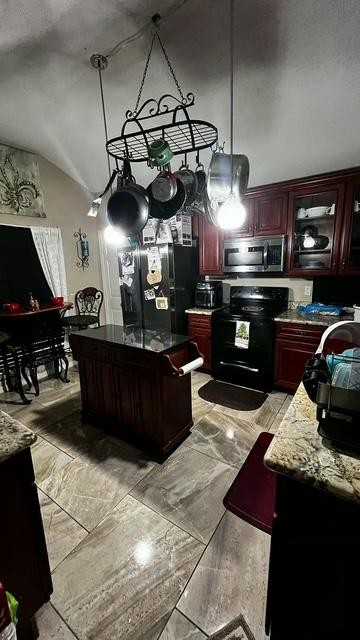 Timber Ct - Photo 2 of 4
