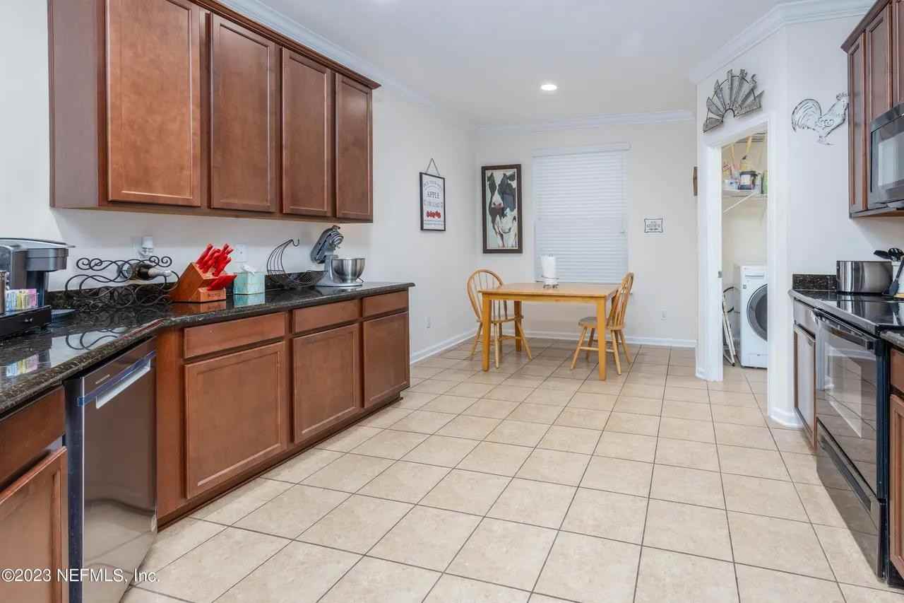 Prairie Ridge Dr - Photo 6 of 13