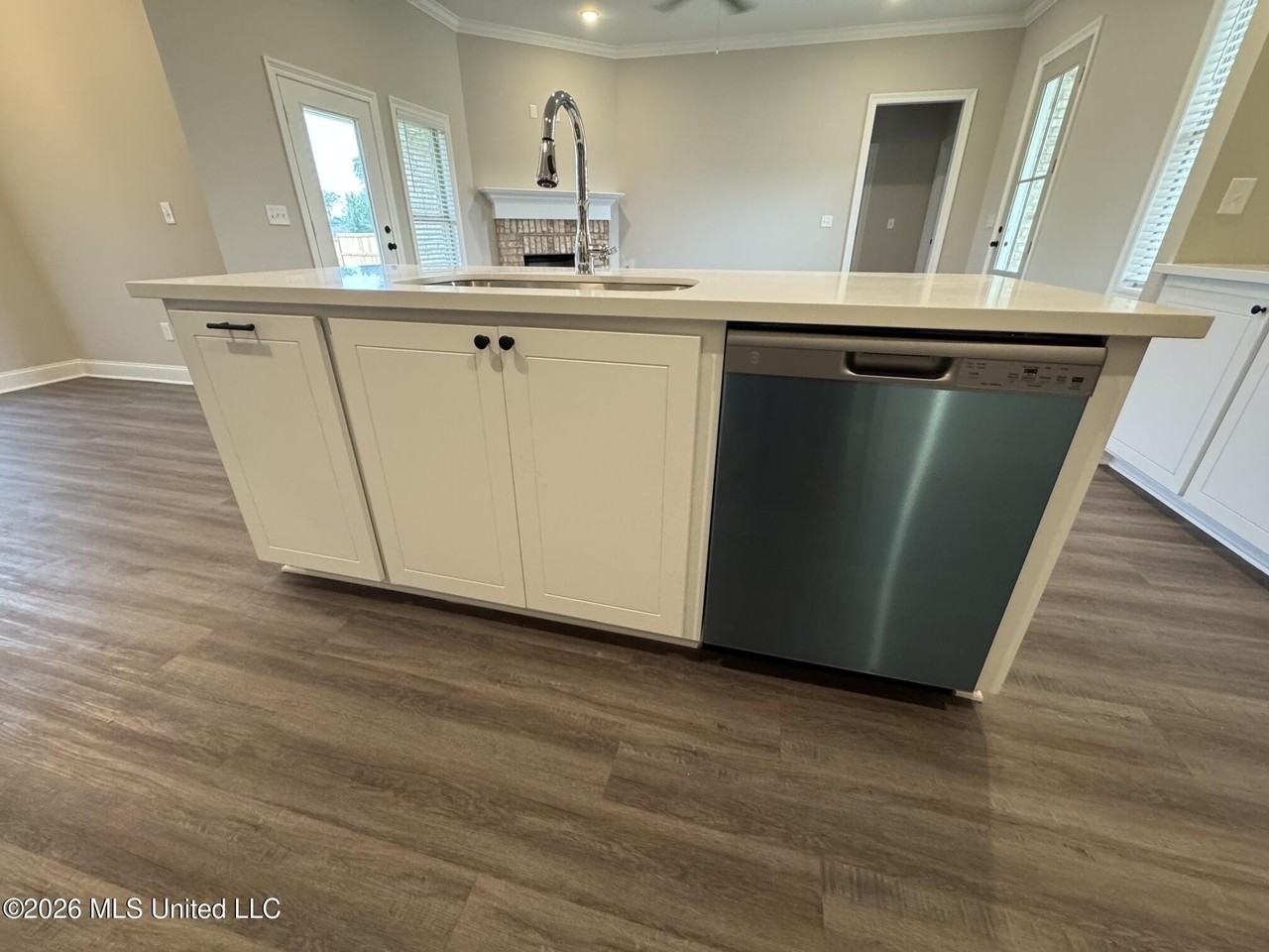 707 Kathleen Dr - Photo 7 of 22