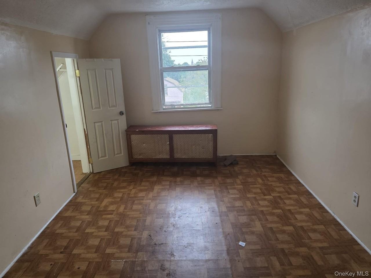 14 S High St - Photo 4 of 26