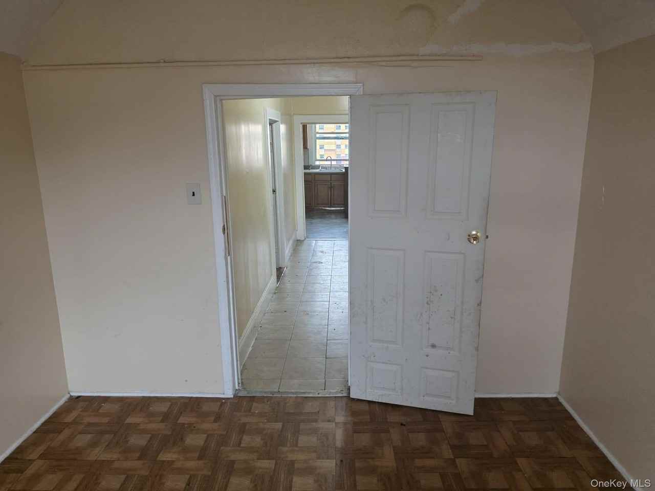 14 S High St - Photo 6 of 26