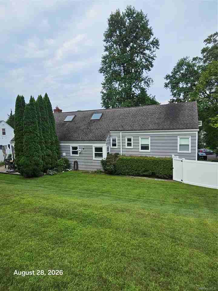 60 Ramona Ct - Photo 3 of 5