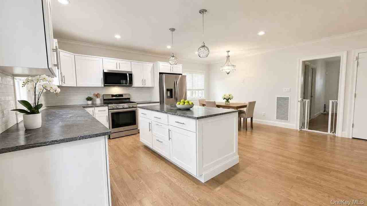 49 S 6th St - Photo 4 of 18