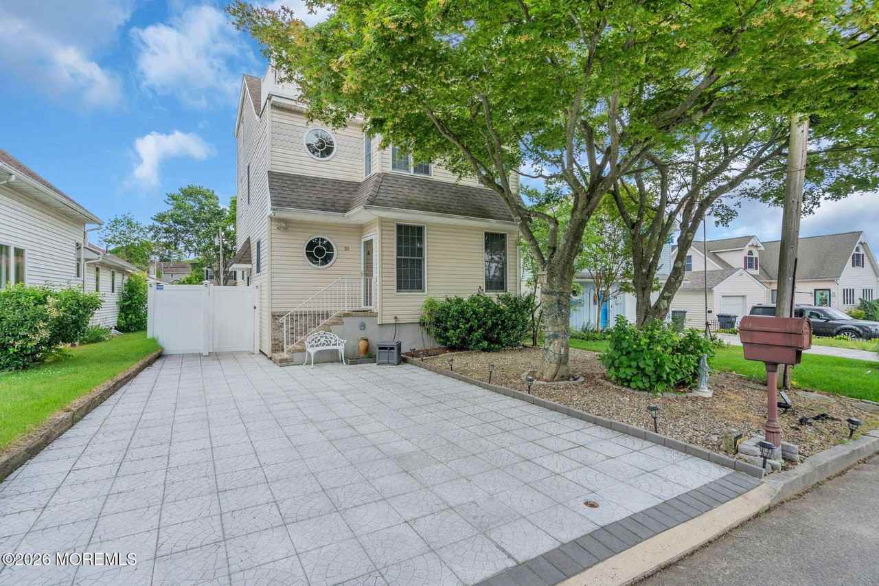 30 Gladney Ave - Photo 2 of 49