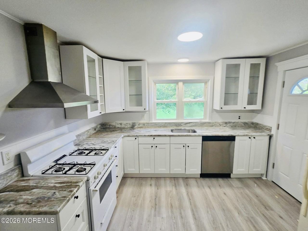 57 Hobart St #7 - Photo 2 of 12