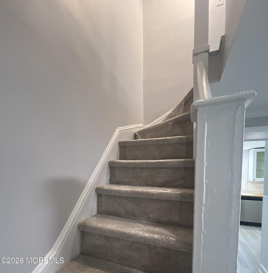 57 Hobart St #7 - Photo 3 of 12