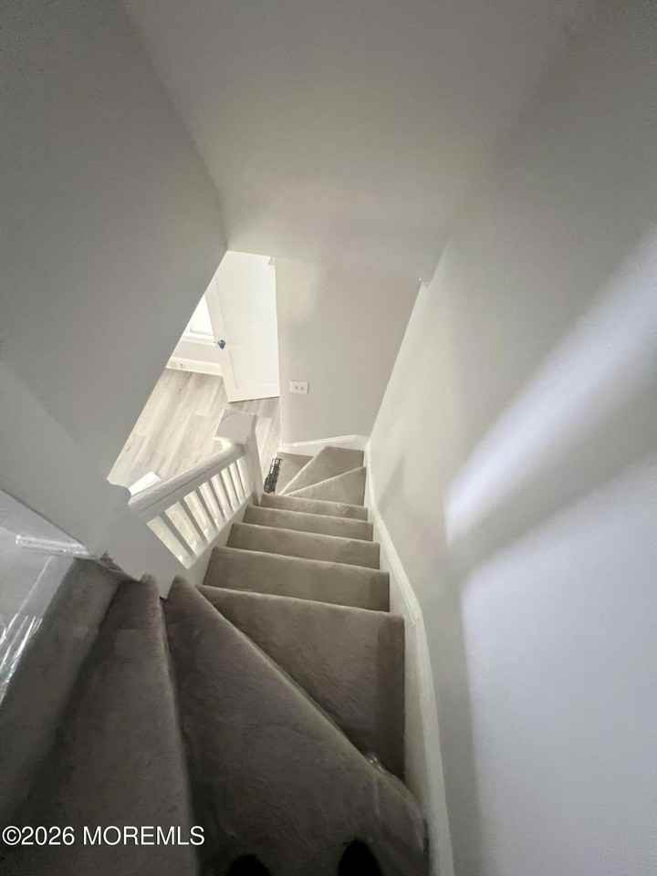 57 Hobart St #7 - Photo 6 of 12