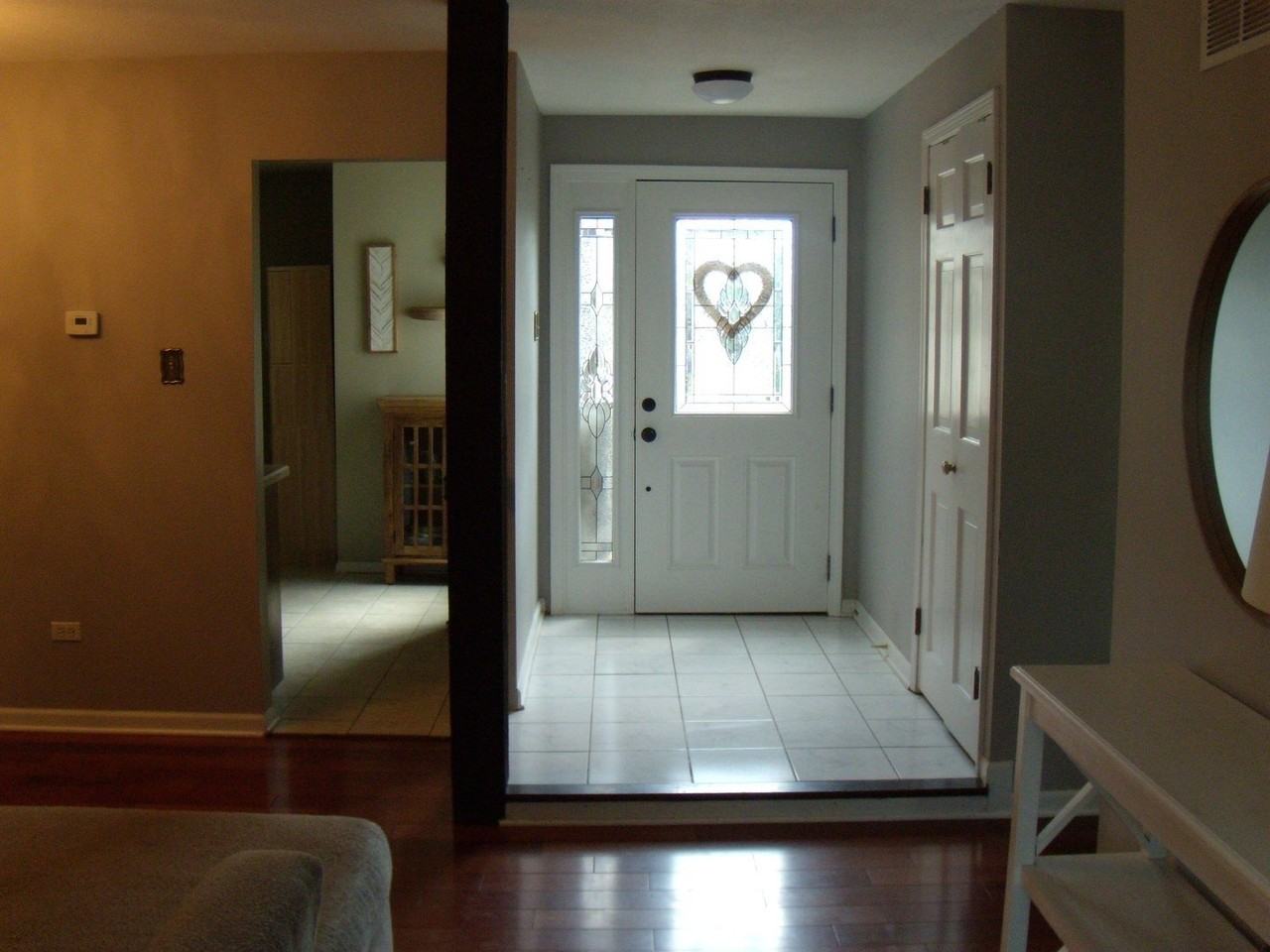 61 Westwood Sq - Photo 3 of 19