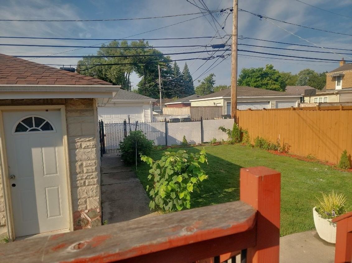 7918 W Oakton St - Photo 6 of 6