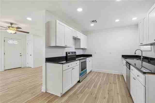 927 Rupp St - Photo 3 of 11