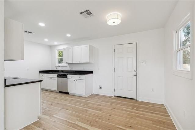 927 Rupp St - Photo 4 of 11