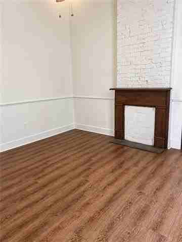 2307 Chartres St - Photo 3 of 12