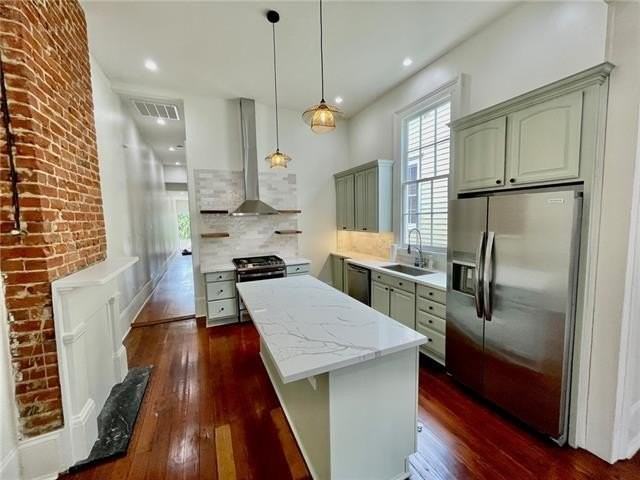 1019 Port St - Photo 5 of 24