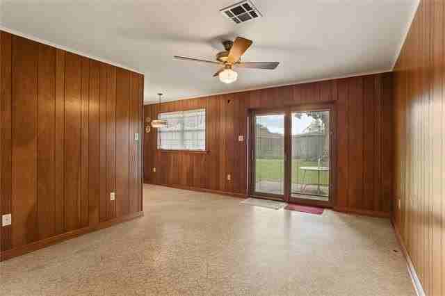 740 Deerfield Rd - Photo 6 of 16