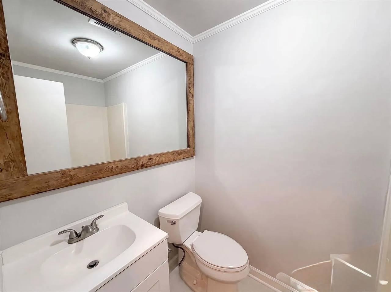 121 Riley Road #B - Photo 5 of 13