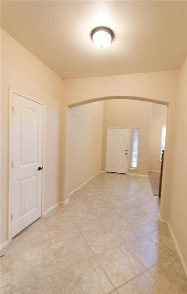405 Riverstone Way - Photo 2 of 36