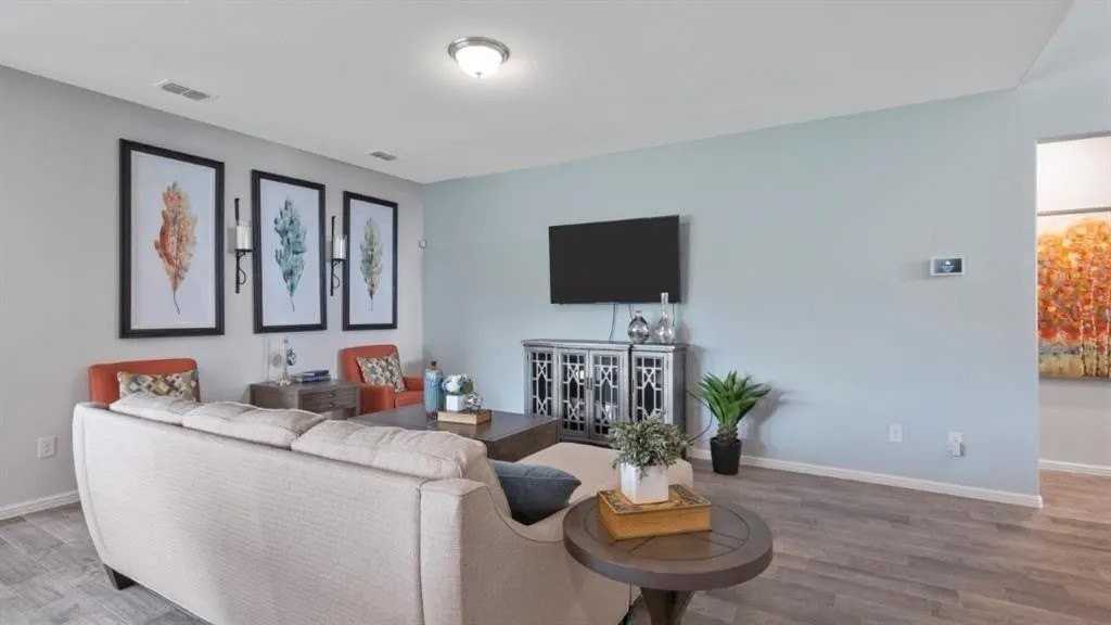 9753 New Bern Dr - Photo 4 of 33