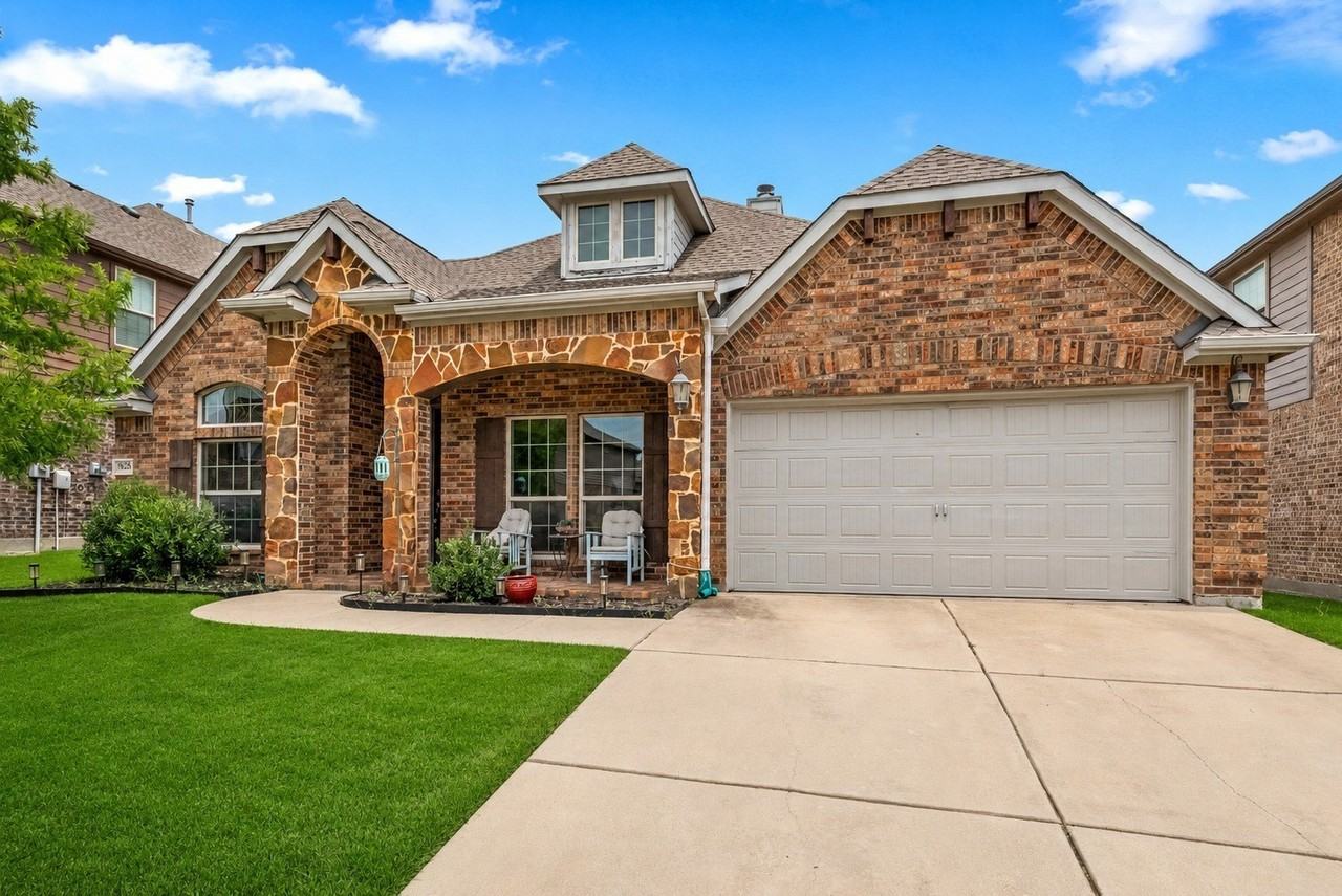 9628 Makiposa Ln - Photo 2 of 32
