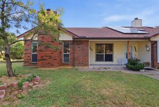 2901 Kathleen Ln - Photo 1 of 1