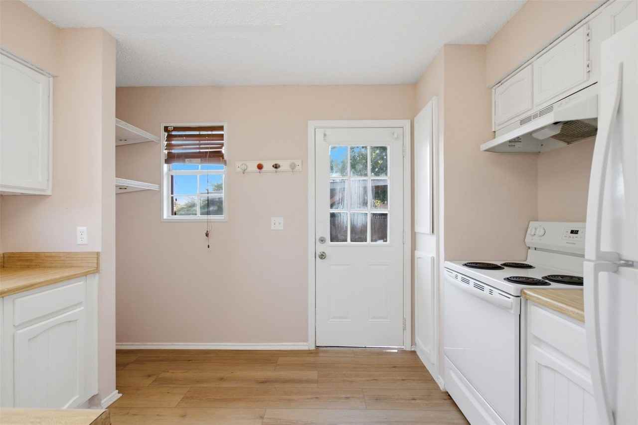 2901 Kathleen Ln - Photo 7 of 18