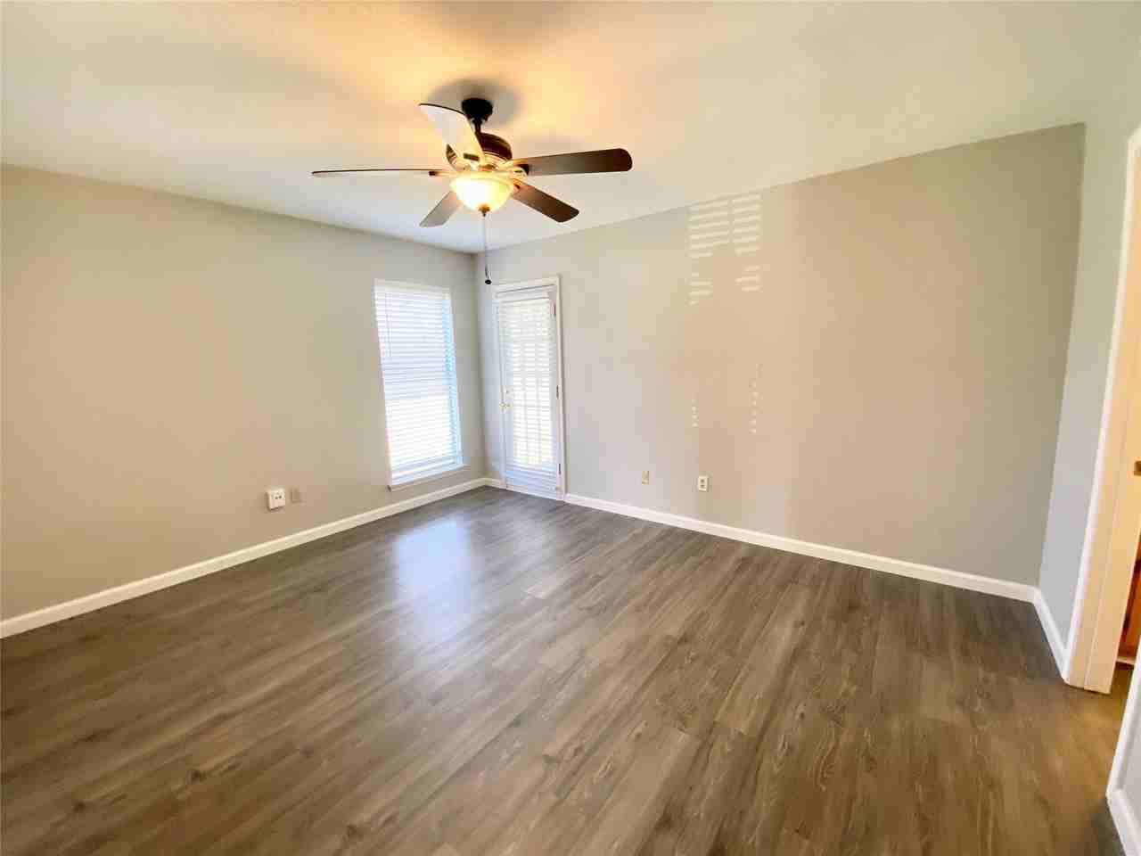 3809 Tamarron Ln - Photo 7 of 7