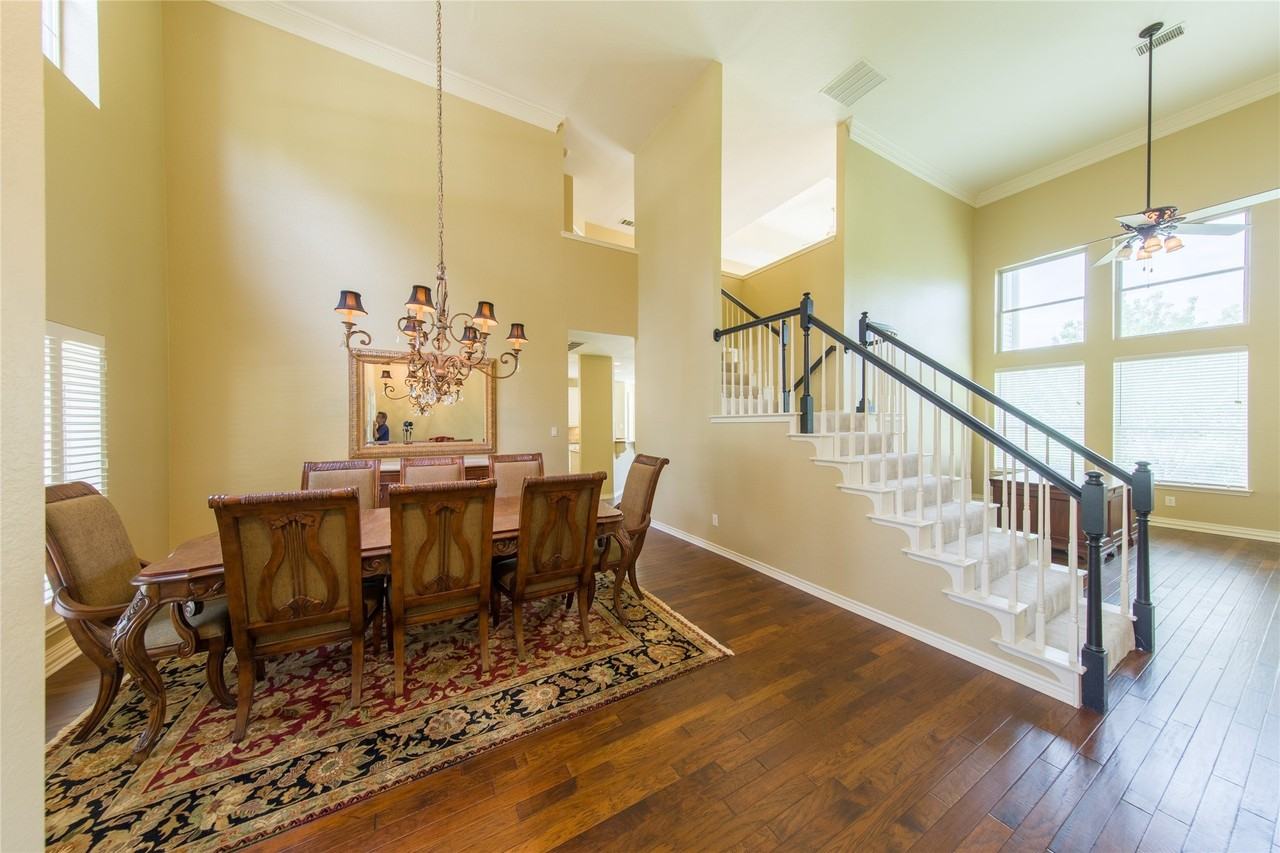 656 Water Oak Dr - Photo 4 of 28