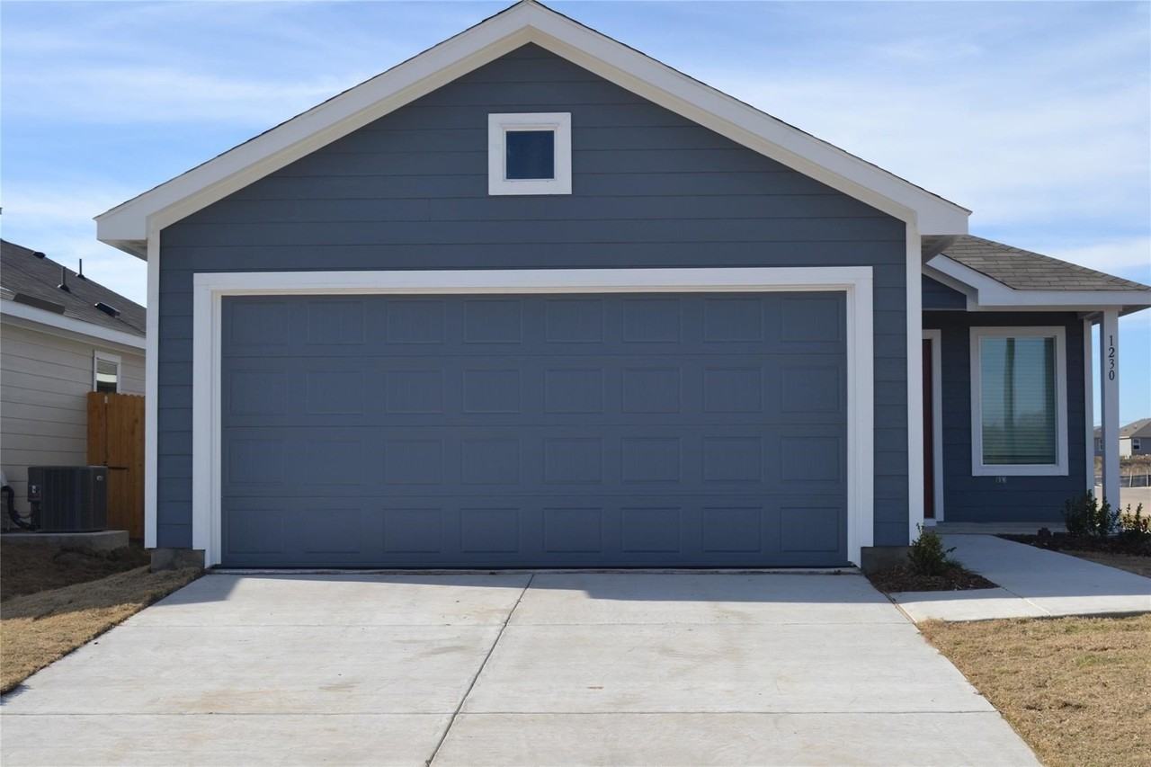 1230 Cherry Bark Dr