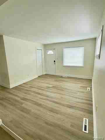 29814 Dover St - Photo 4 of 34