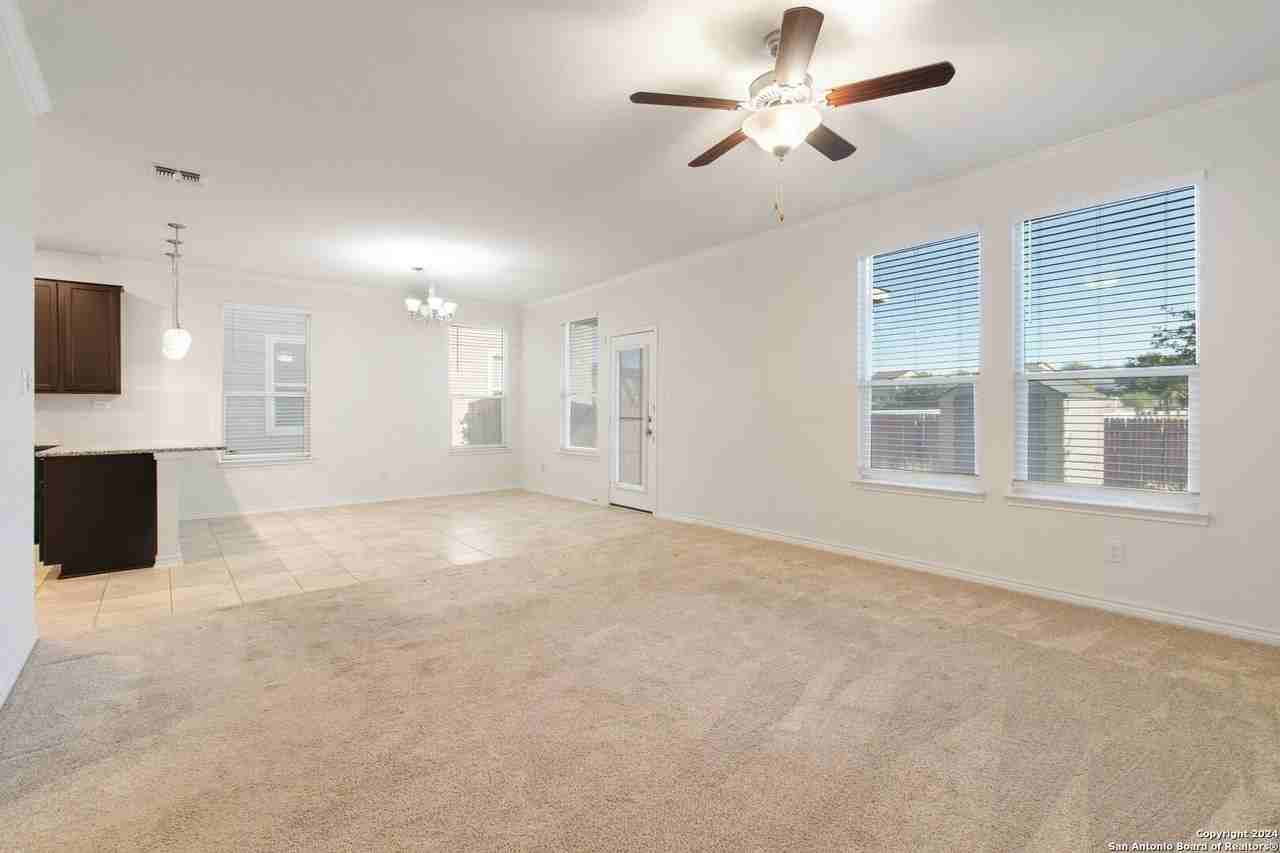 2634 Lake Horizon - Photo 4 of 16