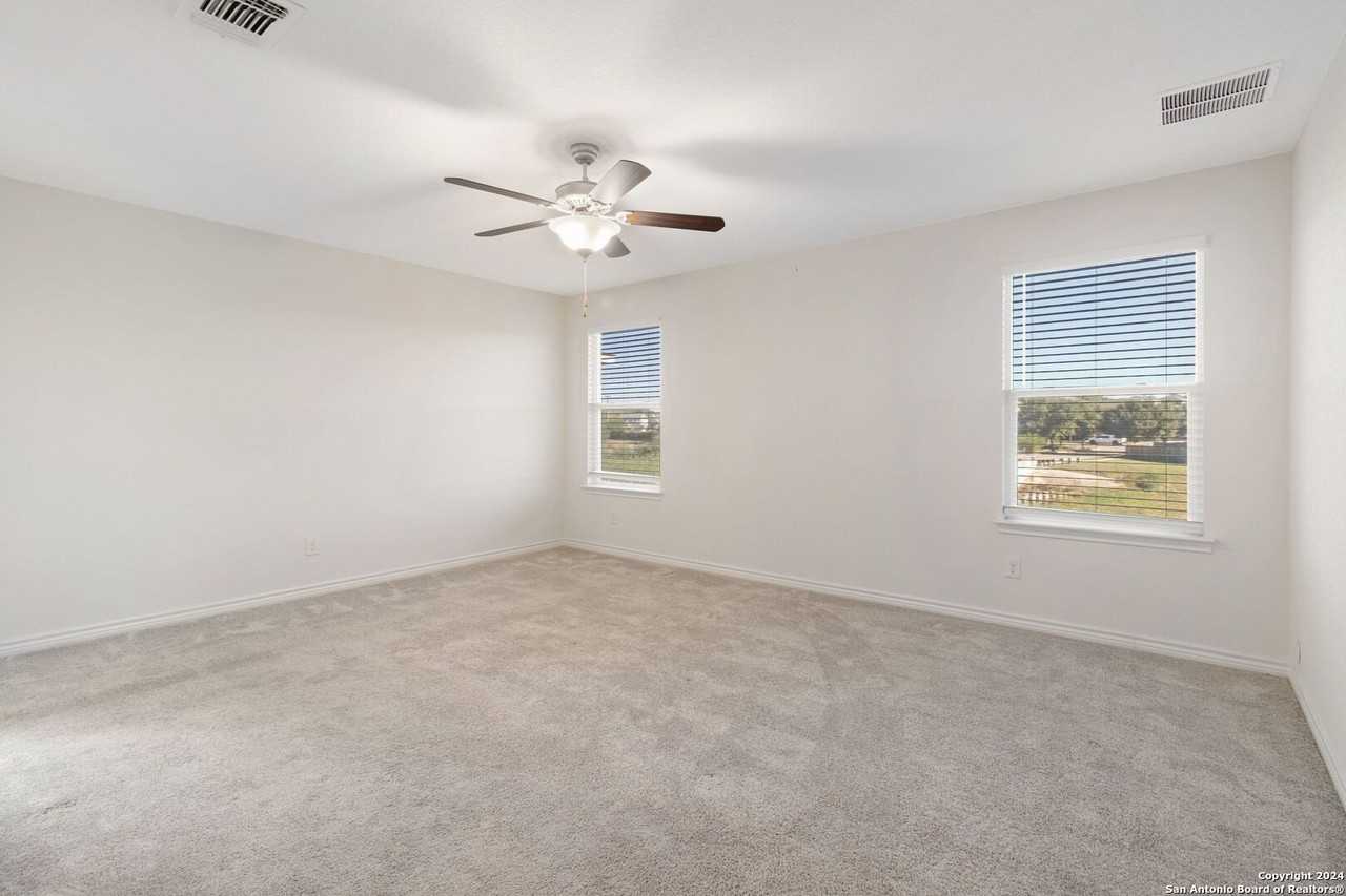 2634 Lake Horizon - Photo 7 of 16
