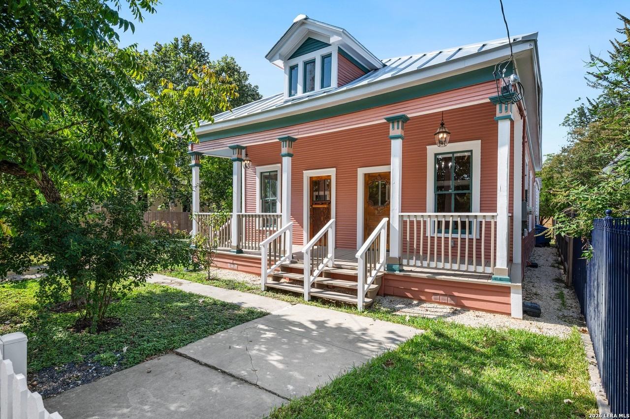 312 Leigh St - Photo 2 of 29