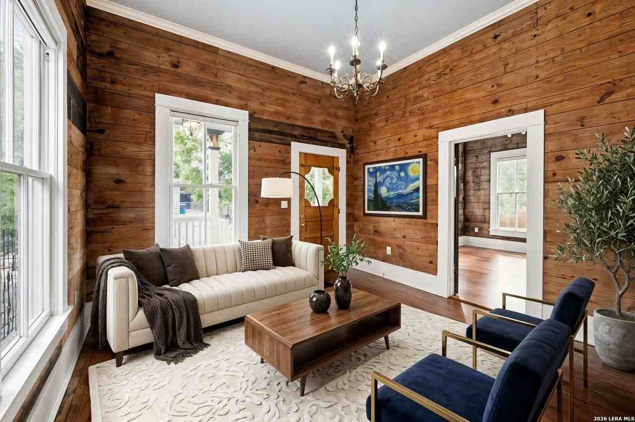 312 Leigh St - Photo 6 of 29
