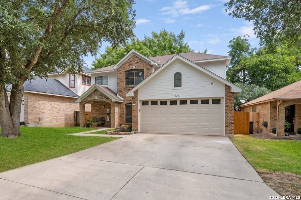 1207 Canyon Parke Dr - Photo 2 of 29